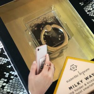 Nanette Lepore Accessories - Nanette Lepore Black Floating Glitter Ring Holder Nanette Lepore Accessories - Nanette Lepore Black Floating Glitter Ring Holder